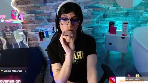 Snapshot of boyfox_tay chatting on October 24, 3:58 am boyfox_tay online show from October 24, 3:58 am
