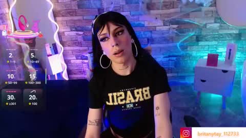 Snapshot of boyfox_tay chatting on November 15, 5:05 am boyfox_tay online show from November 15, 5:05 am