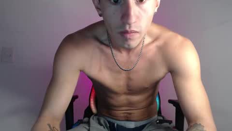Felipe  online show from December 16, 3:33 am