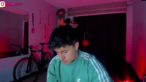 miguel  online show from February 7, 2:29 am