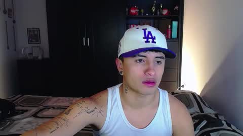 miguel  online show from February 12, 11:00 pm