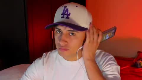 miguel  online show from April 22, 10:33 pm