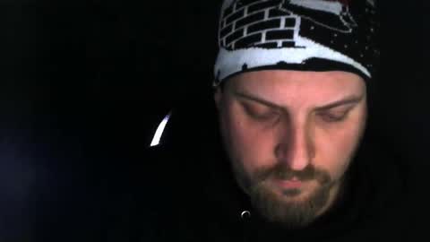 Snapshot of boynextdoooooor chatting on November 24, 9:25 pm boynextdoooooor online show from November 24, 9:25 pm