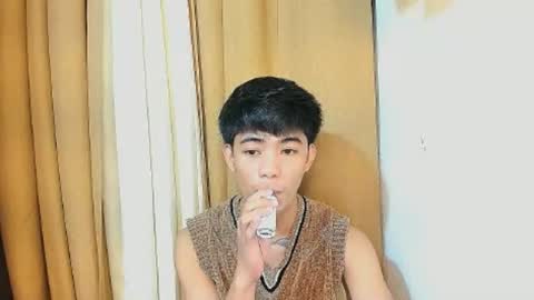 Snapshot of boynextdoor4ux chatting on June 30, 7:48 pm HI IM JAMES DONT FORGET GIVE ME THUMBS UP AND JOIN TO MY FANCLUB online show from June 30, 7:48 pm