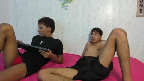 ALEX - TAYLER  -MIKE online show from April 15, 1:12 am