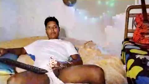 Snapshot of boysex1124 chatting on December 23, 12:08 pm andrew online show from December 23, 12:08 pm