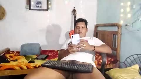 Snapshot of boysex1124 chatting on February 24, 9:20 pm andrew online show from February 24, 9:20 pm