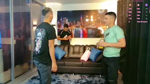 Snapshot of boysgang_sex chatting on February 7, 11:47 am Angelo Mark Fernando Taylor online show from February 7, 11:47 am