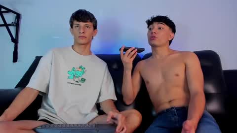 Paul and Max online show from February 25, 10:18 pm