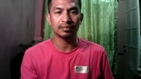 Snapshot of boytoy111982 chatting on February 23, 3:37 am boytoy111982 online show from February 23, 3:37 am