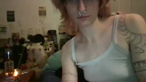 boywithbug online show from March 6, 12:43 am