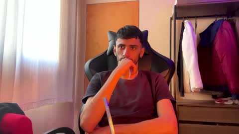 Snapshot of boyzinm2 chatting on September 9, 5:45 pm boyzinm2 online show from September 9, 5:45 pm