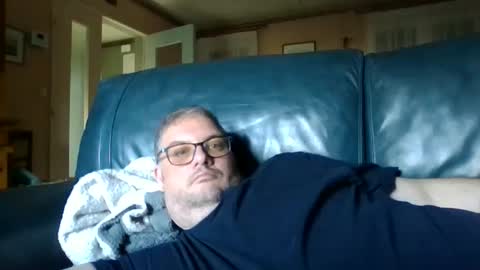 Snapshot of bozo81 chatting on September 23, 3:37 pm bozo81 online show from September 23, 3:37 pm