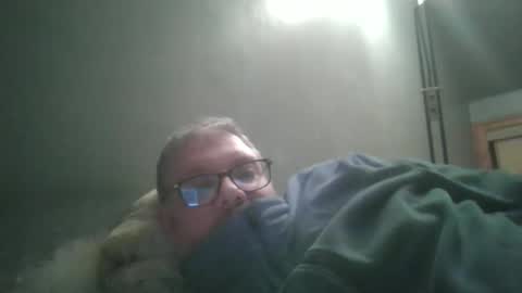 Snapshot of bozo81 chatting on September 24, 10:24 pm bozo81 online show from September 24, 10:24 pm