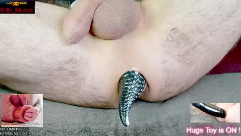 Snapshot of br_munch chatting on February 27, 9:32 am Baron online show from February 27, 9:32 am