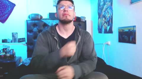 brad hot boy online show from October 14, 1:17 am