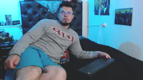 brad hot boy online show from March 4, 6:03 pm