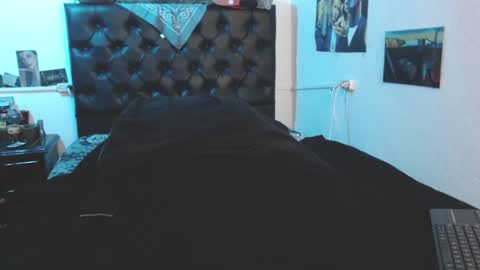 brad hot boy online show from March 7, 3:20 pm