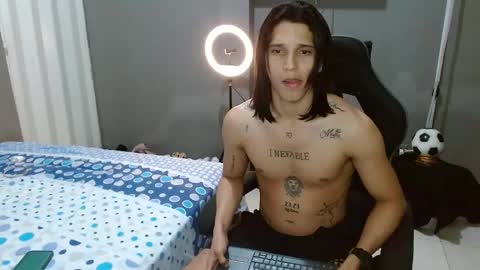 Snapshot of brad_wesley__ chatting on January 31, 5:51 am Brad online show from January 31, 5:51 am