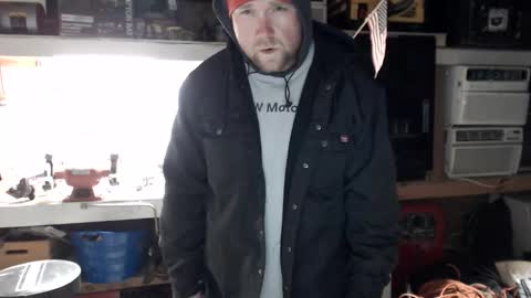 Snapshot of bradjenson23 chatting on November 29, 5:43 am Brad Jenson online show from November 29, 5:43 am
