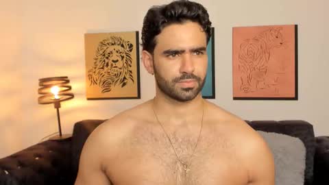 bradleymartin7 online show from March 24, 11:21 pm