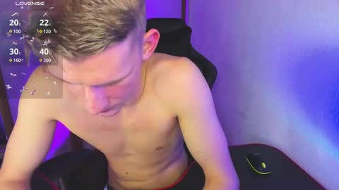 Snapshot of bradmaloney chatting on February 10, 11:13 pm brad maloney online show from February 10, 11:13 pm