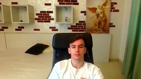 BradyFlint online show from November 30, 5:55 am