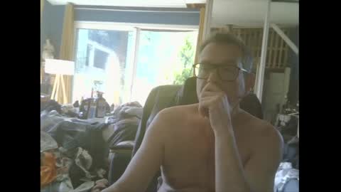 Snapshot of bradysboy chatting on April 28, 9:14 am bradysboy online show from April 28, 9:14 am