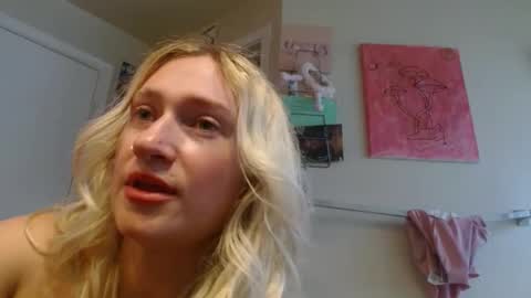 i am a naughty jedi knight online show from April 24, 10:23 pm