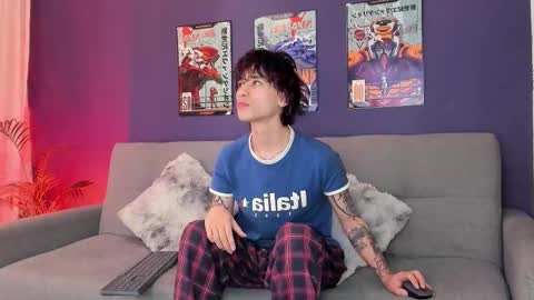 Snapshot of brand741 chatting on November 30, 6:17 am Brand online show from November 30, 6:17 am