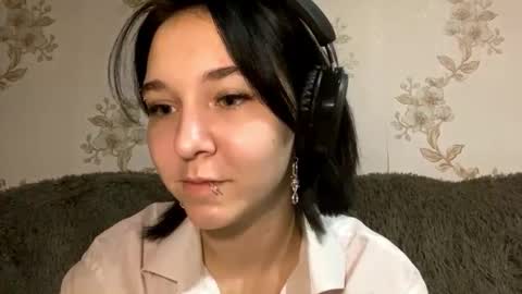 Emily online show from December 14, 5:29 pm