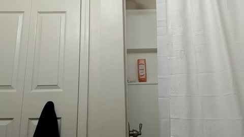 Snapshot of brandonchampagne7 chatting on November 30, 10:25 pm brandonchampagne7 online show from November 30, 10:25 pm