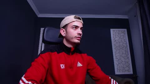 Snapshot of brandontatex chatting on November 11, 11:54 am BrandonTateX online show from November 11, 11:54 am