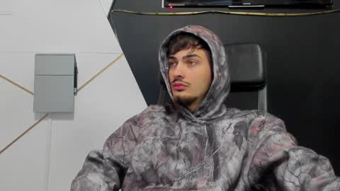 BrandonTateX online show from March 29, 6:57 am