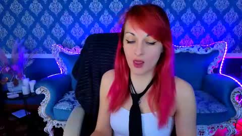 Snapshot of brandybloomm chatting on June 15, 7:27 pm Brandybloomm online show from June 15, 7:27 pm