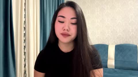 Snapshot of brandysveum chatting on October 19, 3:01 pm Aypril online show from October 19, 3:01 pm