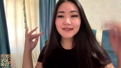 Snapshot of brandysveum chatting on October 30, 4:25 am Aypril online show from October 30, 4:25 am