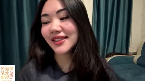 Snapshot of brandysveum chatting on November 18, 12:09 pm Aypril online show from November 18, 12:09 pm