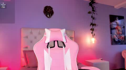 Snapshot of brann_tadzio chatting on January 9, 1:02 pm online show from January 9, 1:02 pm