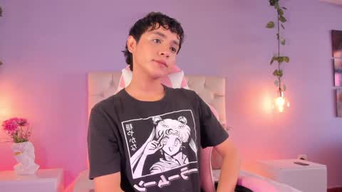 Snapshot of brann_tadzio chatting on January 13, 1:06 pm online show from January 13, 1:06 pm