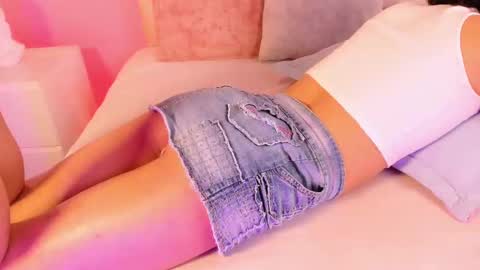 Snapshot of brann_tadzio chatting on February 10, 2:48 pm online show from February 10, 2:48 pm