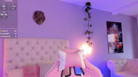 Snapshot of brann_tadzio chatting on February 18, 12:49 pm online show from February 18, 12:49 pm