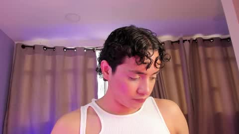 Snapshot of brann_tadzio chatting on March 3, 3:31 pm online show from March 3, 3:31 pm