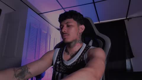 Snapshot of brasi_ chatting on October 15, 6:19 pm brasi_ online show from October 15, 6:19 pm