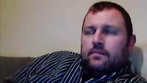 willywinker online show from January 4, 2:35 am