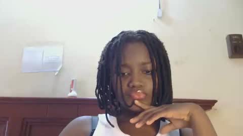 Snapshot of bratzara chatting on September 23, 9:23 am Zara online show from September 23, 9:23 am