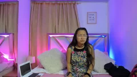 bravepetunia online show from October 17, 12:19 pm