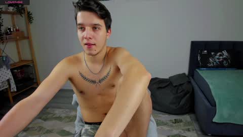 Johny Bravo online show from December 10, 10:05 pm