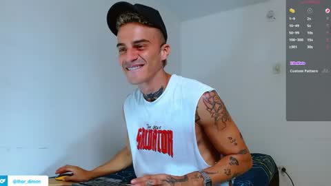 Snapshot of bray_hotboy chatting on July 2, 4:24 pm Bray Hotboy online show from July 2, 4:24 pm