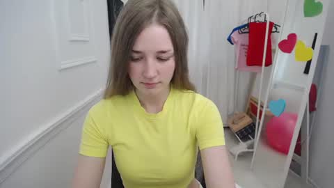 Snapshot of bree_sky chatting on June 11, 11:08 am Bree online show from June 11, 11:08 am